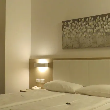 Claudia Hotel 3*