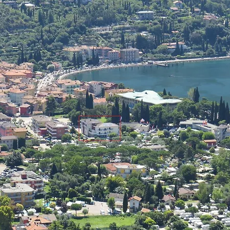 Claudia 3* Torbole Sul Garda